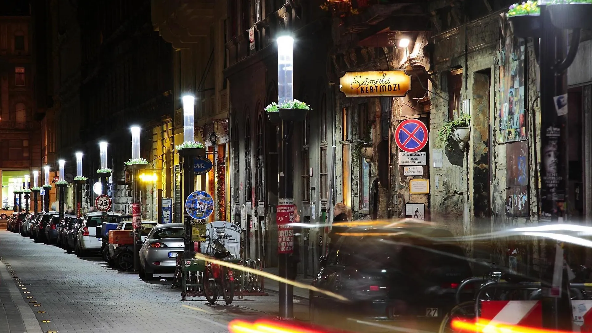 Maverick Budapest Soho 0*,