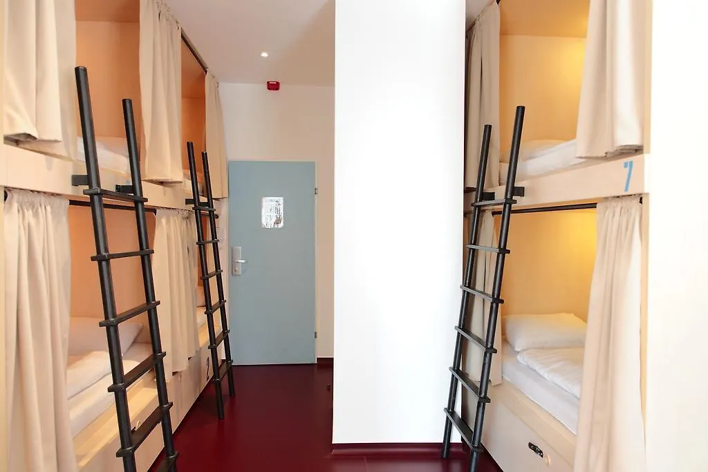 Hostel Maverick Budapest Soho