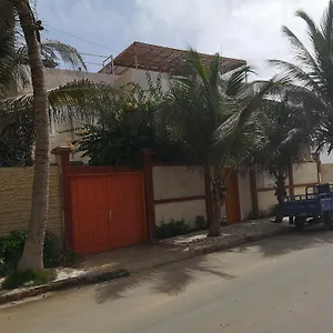 auberge-keur-diame.hotelsdakar.com/