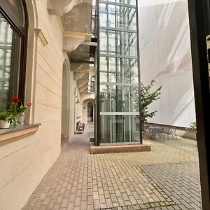 Gracia House Апарт-отель